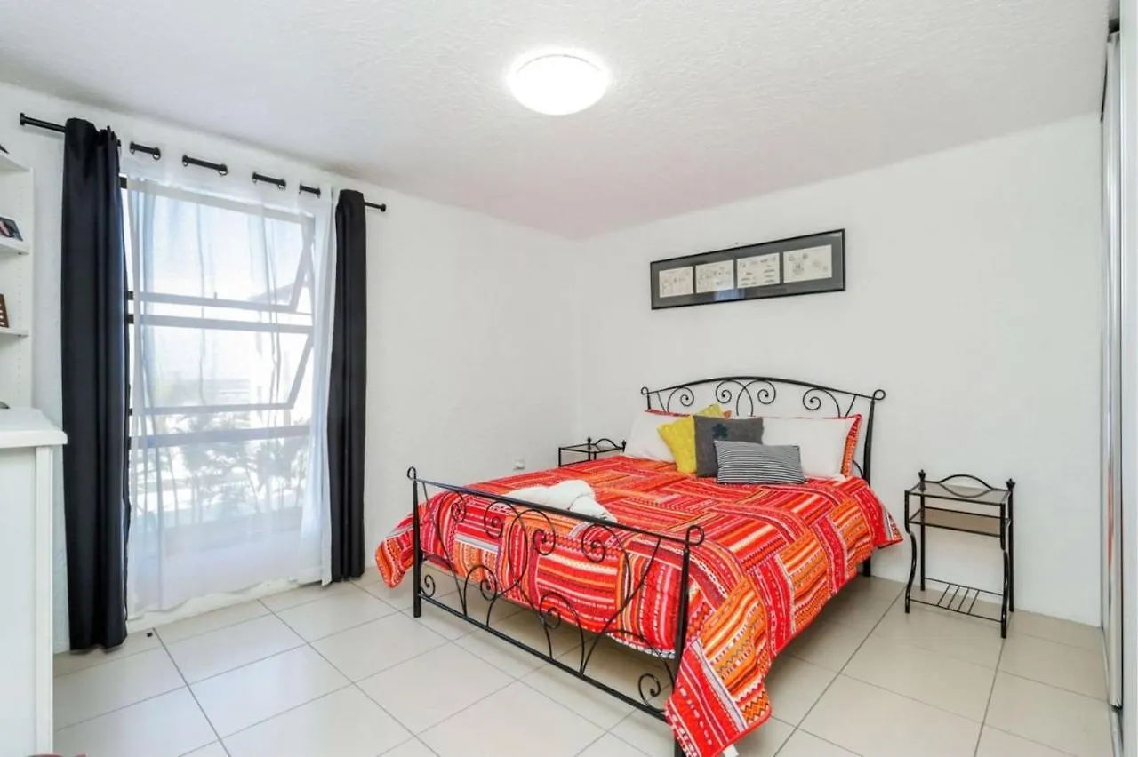 Spanish Villas Unit 6, 3 Skyes Ave, Kings Beach Caloundra Apartment